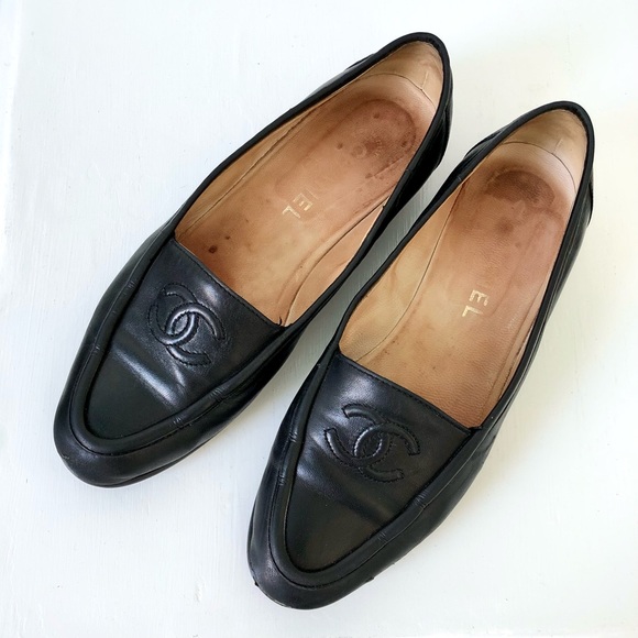 Chanel Vintage Interlocking C Leather Loafers
